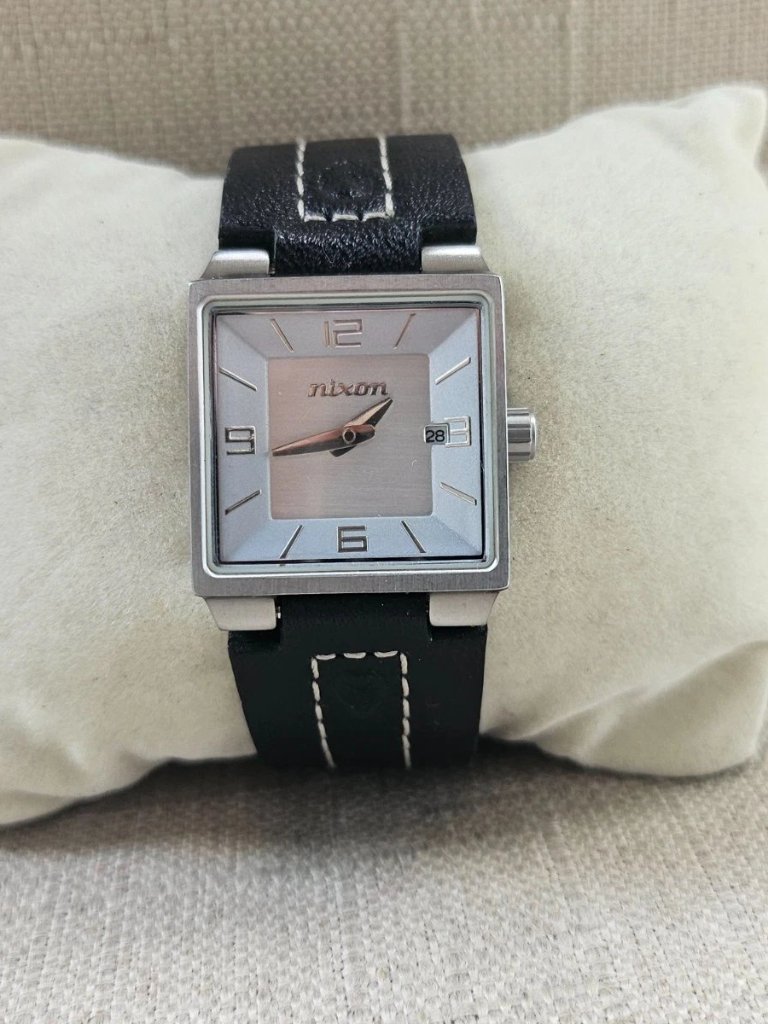 Nixon Women Wristwatch Black Genuine Leather Strap Date Calendar Analog Watch — image 3 of 8